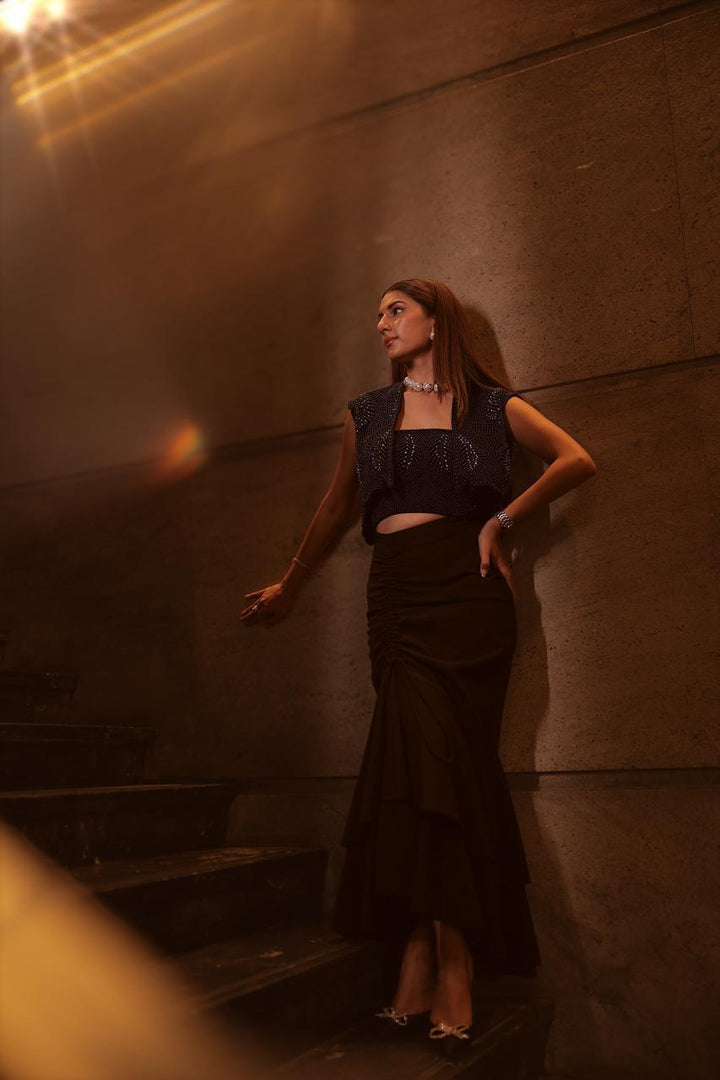 BLACK DRAWSTRING SKIRT