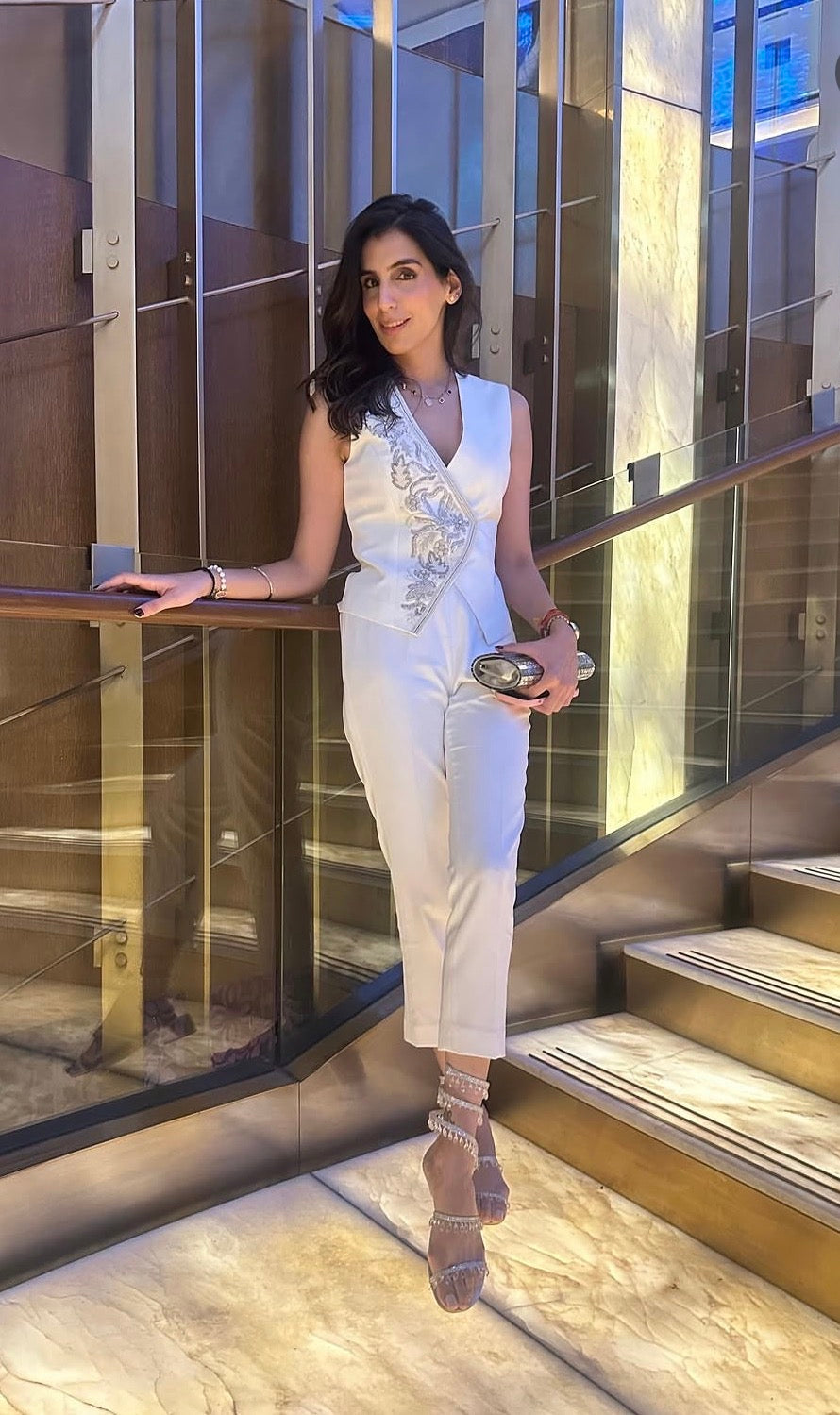 WHITE AIZA WAISTCOAT
