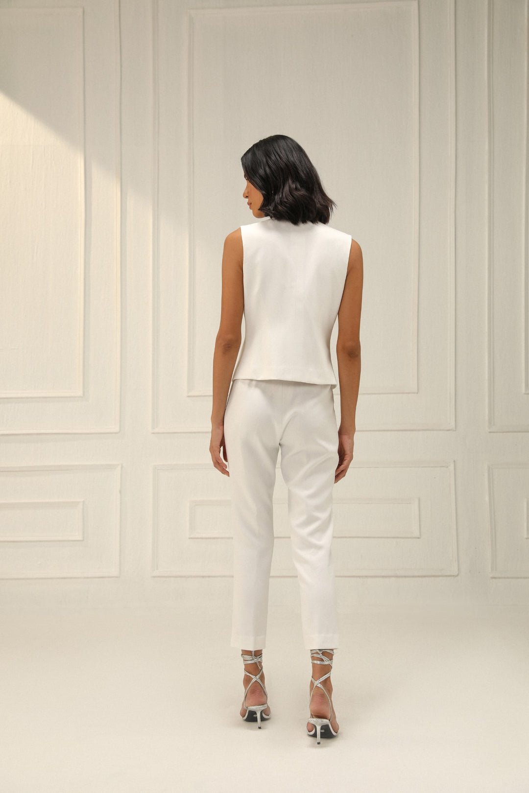 WHITE AIZA SET