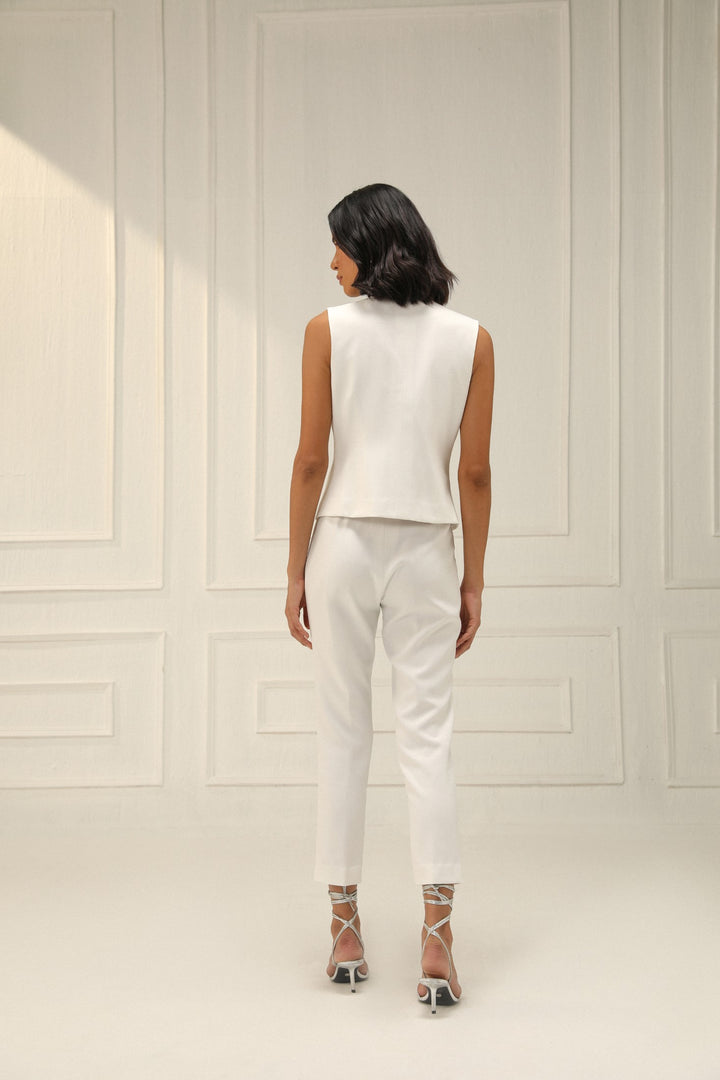 WHITE AIZA SET